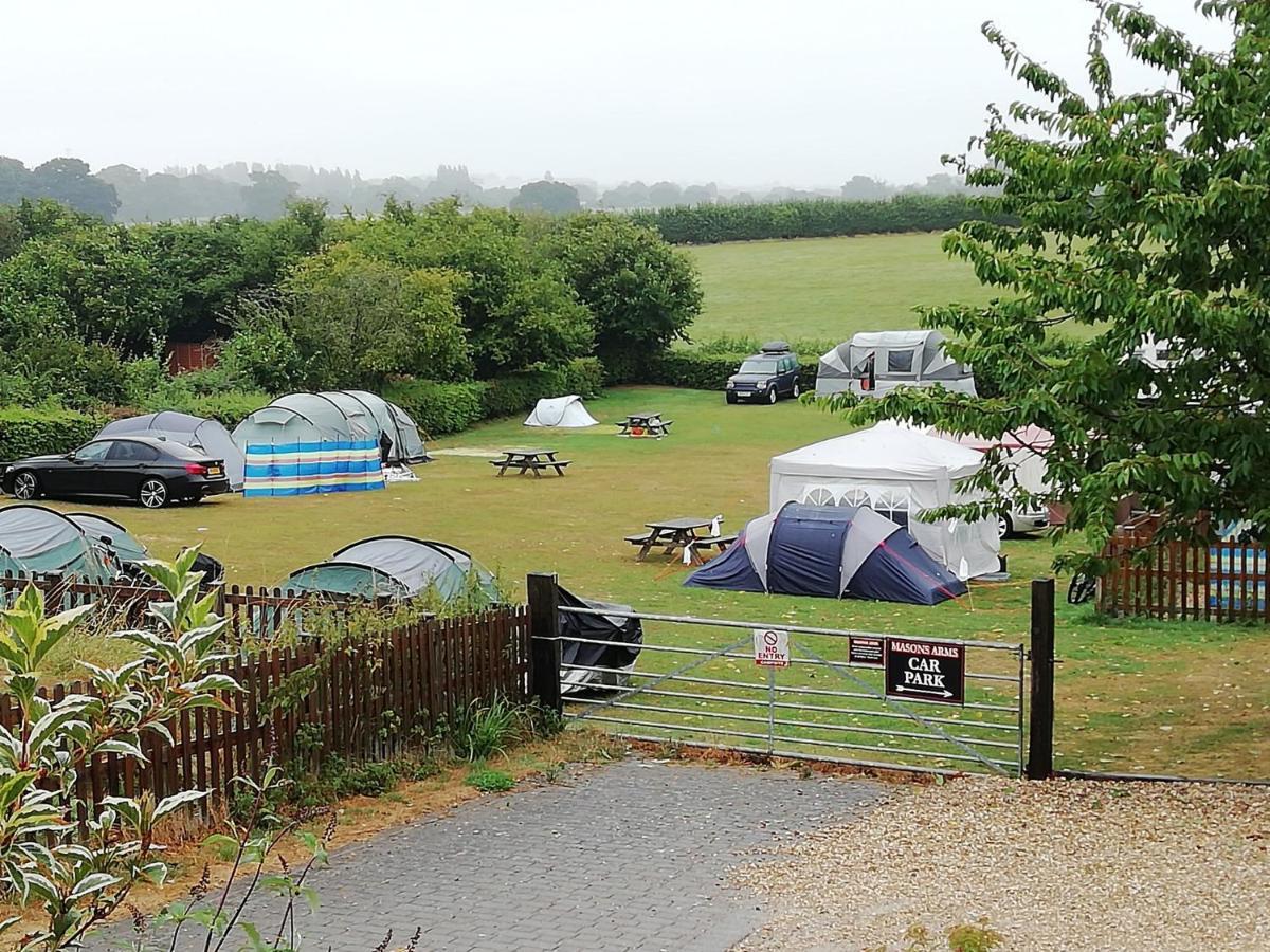 Hotel Masons Arms 3*